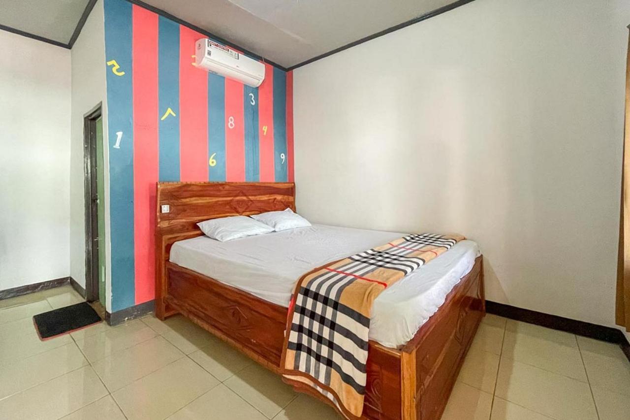 Ekas Beach Guesthouse Mitra Reddoorz Exterior foto